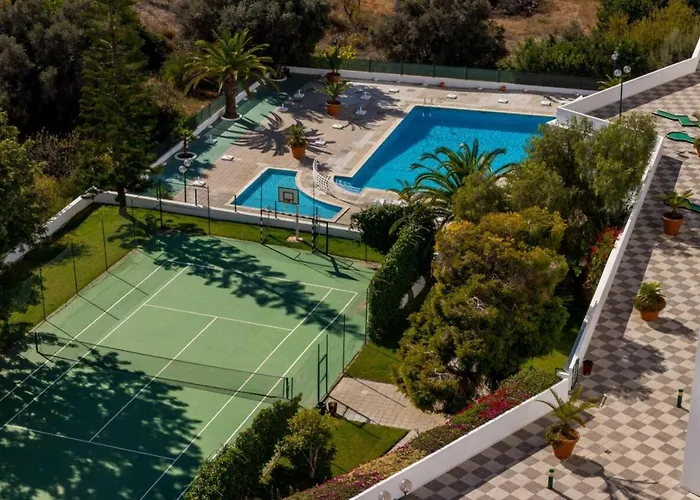 Sea House - Private With 4 Pools, Jacuzzi & Tennis Court 아파트 알부페이라