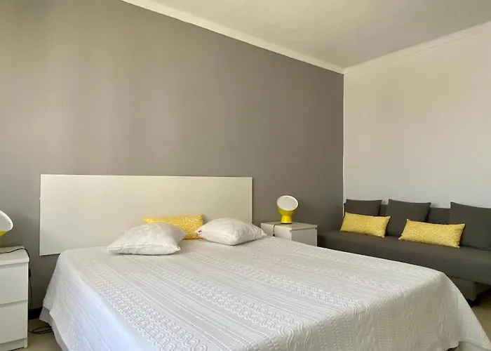 Sea House - Private With 4 Pools, Jacuzzi & Tennis Court